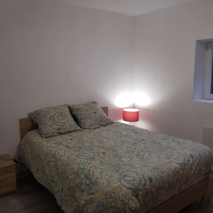 Вилла Chez Nino Wifi Gratuit Beaulieu-sur-Loire Экстерьер фото