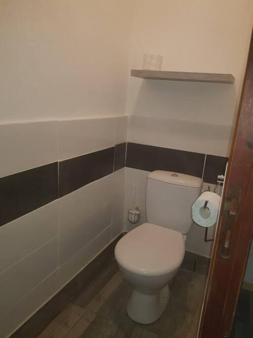 Вилла Chez Nino Wifi Gratuit Beaulieu-sur-Loire Экстерьер фото